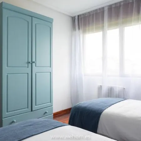 Apartamento Con Parking Privado * Santander