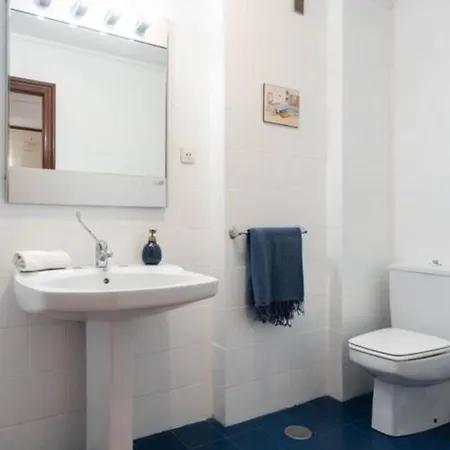 Apartamento Con Parking Privado Apartment *